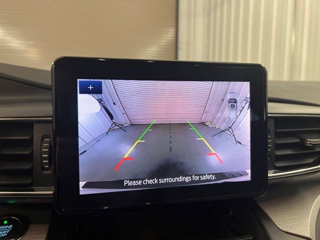 Used 2020 Ford Explorer XLT w/ Equipment Group 202A image 31