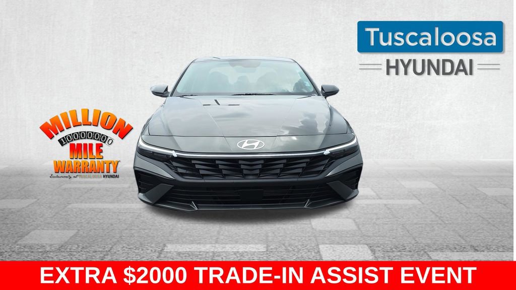 New 2026 Hyundai Elantra Limited FWD image 2