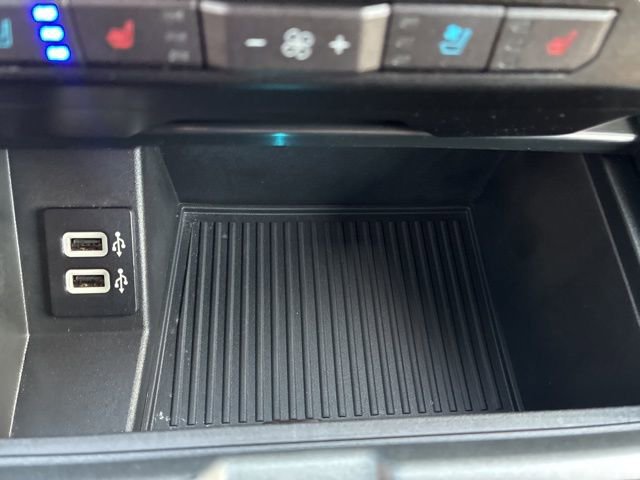 Used 2019 Ford F150 Raptor w/ Equipment Group 802A Luxury image 42