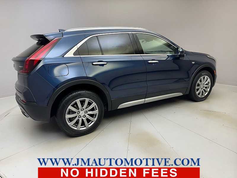 Used 2020 Cadillac XT4 Premium Luxury image 5