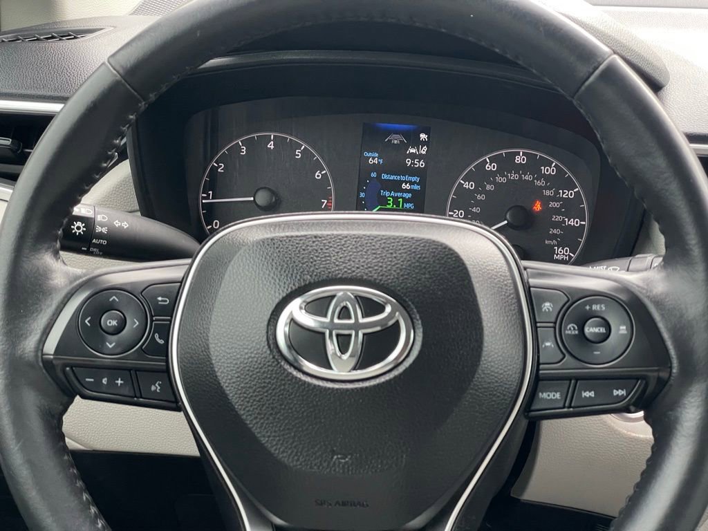 Used 2023 Toyota Corolla Cross LE FWD image 12