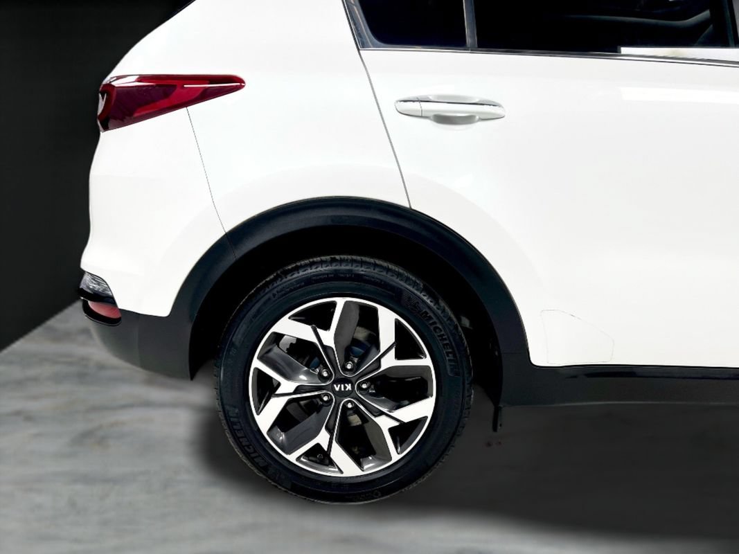 Used 2022 Kia Sportage EX AWD/4WD image 10
