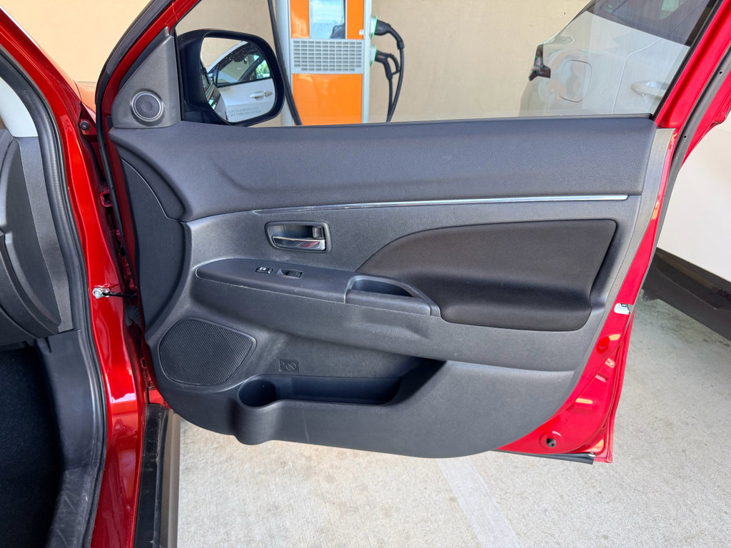 Used 2021 Mitsubishi Outlander Sport FWD image 11