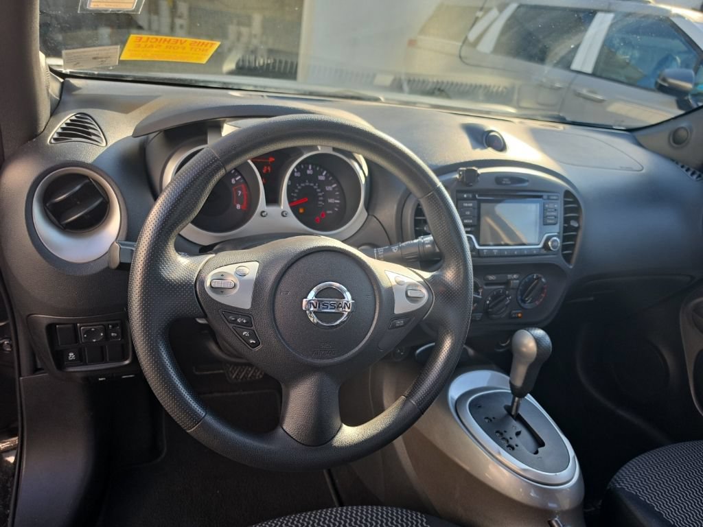 Used 2017 Nissan Juke S FWD image 12