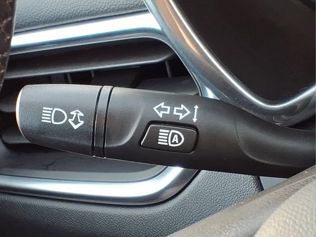 Used 2023 Chevrolet Equinox LT image 27