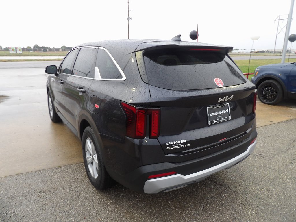 New 2026 Kia Sorento EX image 9
