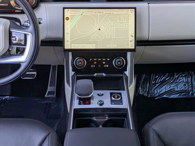 Certified 2023 Land Rover Range Rover SE AWD/4WD image 12