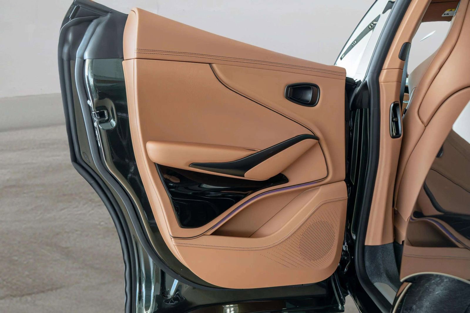 New 2026 Aston Martin DBX S AWD/4WD image 47