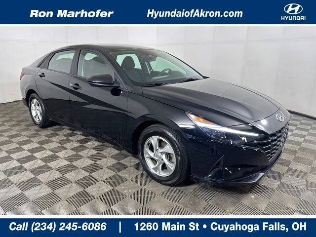 Used 2023 Hyundai Elantra SE image 1
