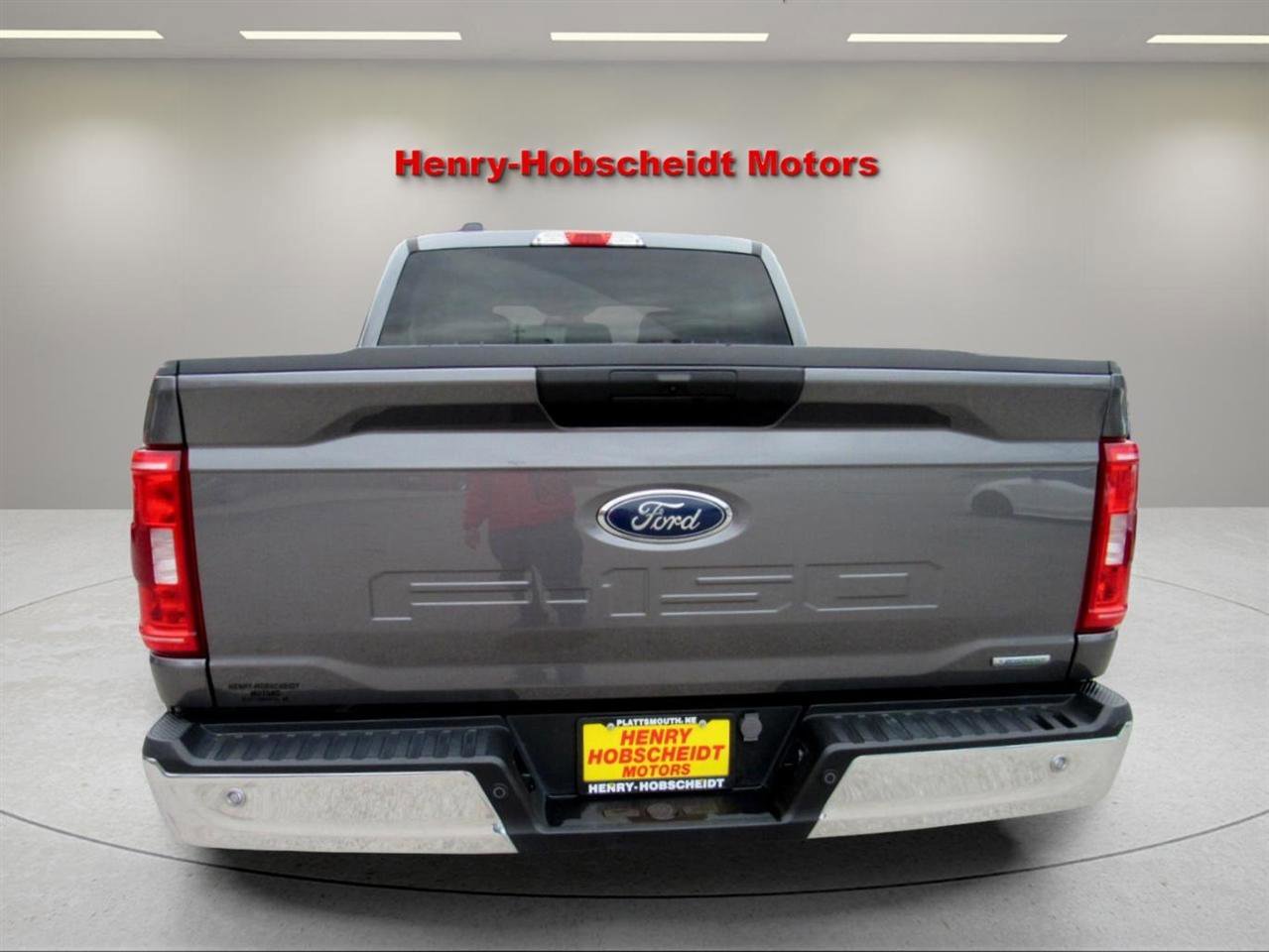 Used 2023 Ford F150 XLT AWD/4WD image 3