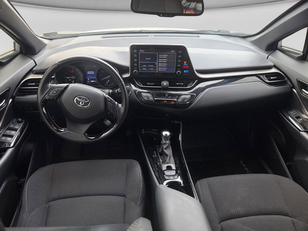 Used 2019 Toyota C-HR XLE image 12