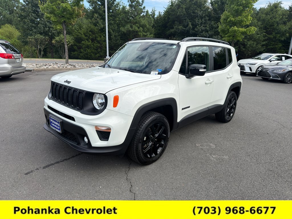 Used 2023 Jeep Renegade Altitude w/ Sun/Sound Group AWD/4WD image 3