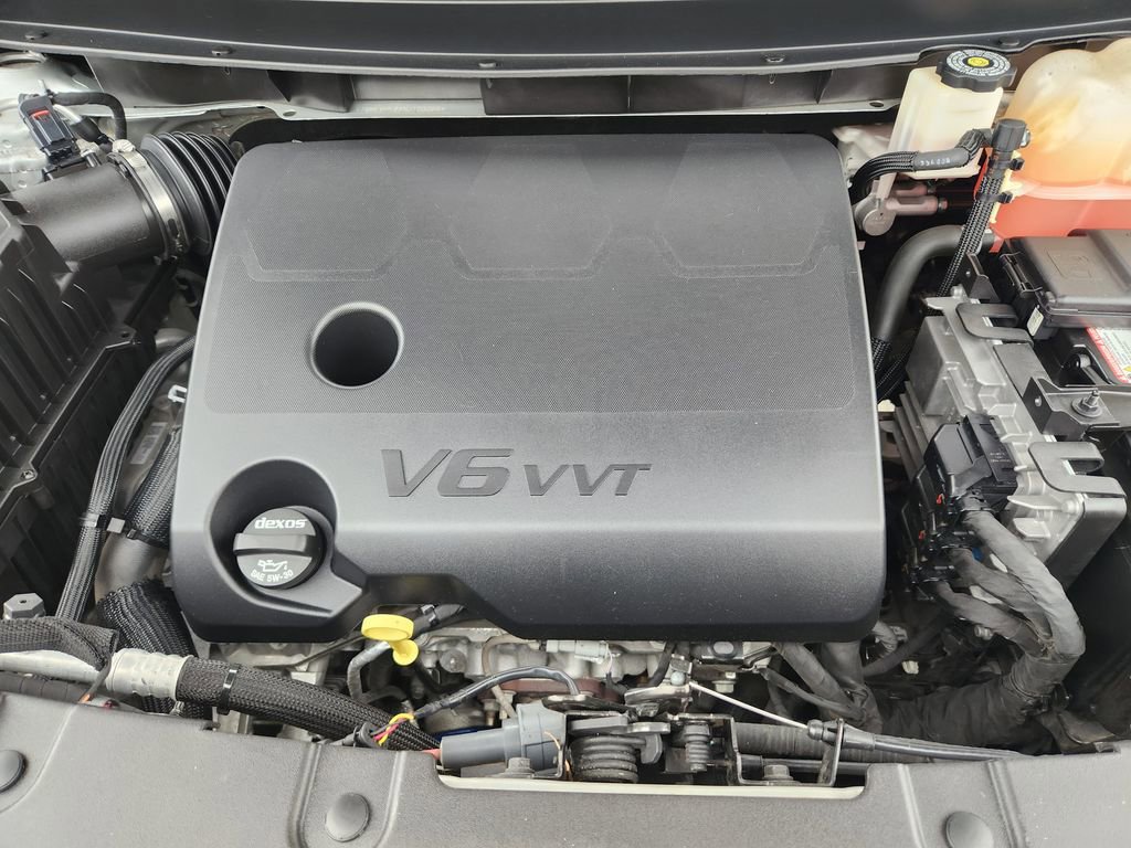 Used 2022 Chevrolet Traverse LT w/ LT Premium Package image 36