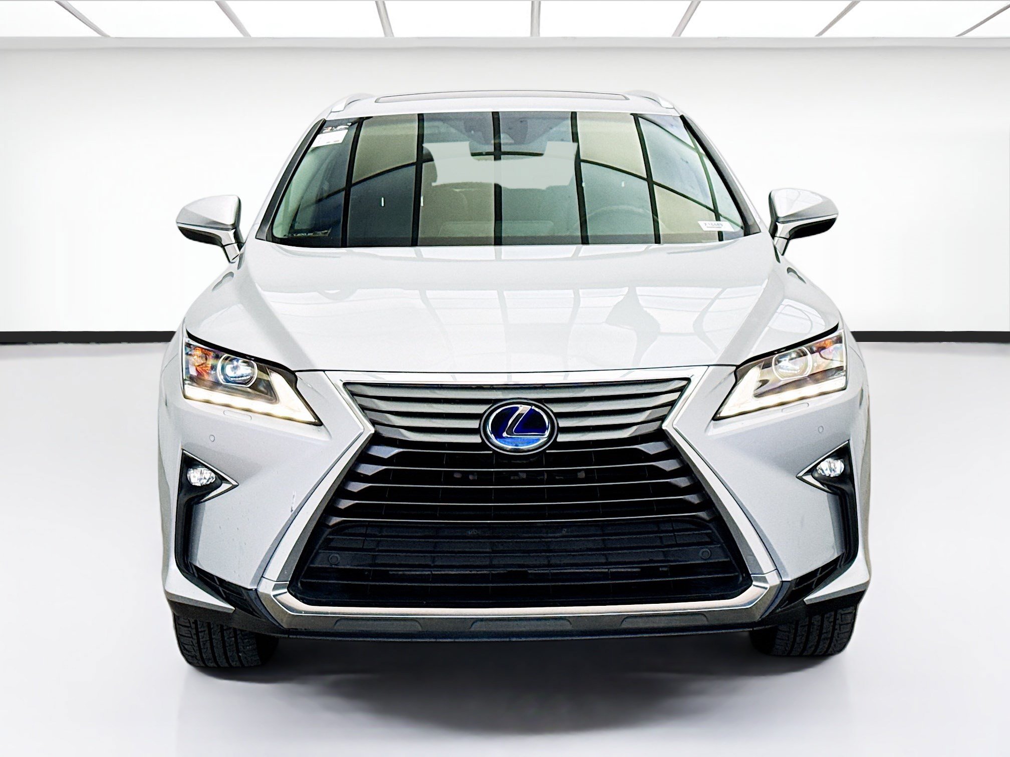 Used 2019 Lexus RX 450hL Premium w/ Premium Package AWD/4WD image 2