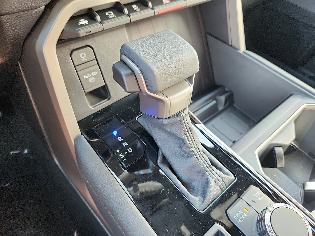 New 2026 Toyota Tundra Limited AWD/4WD image 10