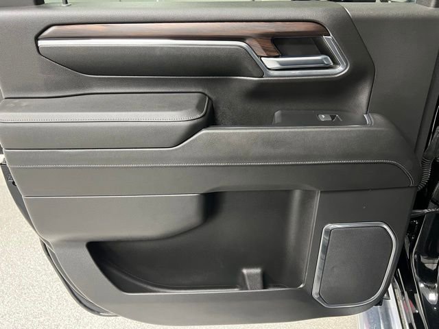 Used 2024 GMC Sierra 3500 SLT w/ SLT Convenience Package image 42
