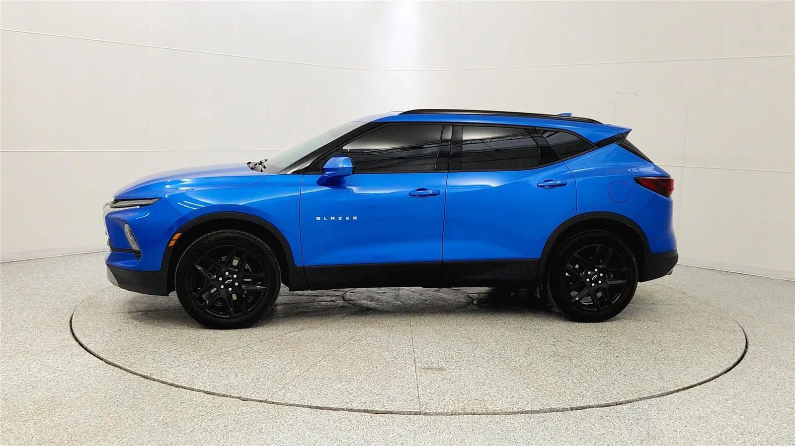 Used 2024 Chevrolet Blazer LT w/ Convenience Package image 4