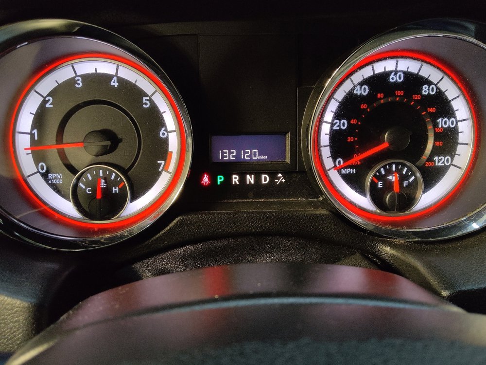 Used 2019 Dodge Grand Caravan SXT image 23