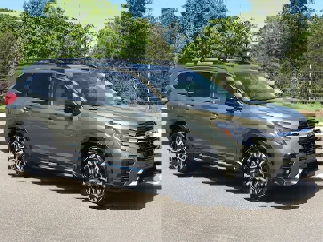 Certified 2025 Subaru Ascent Limited w/ Popular Package #2 image 2