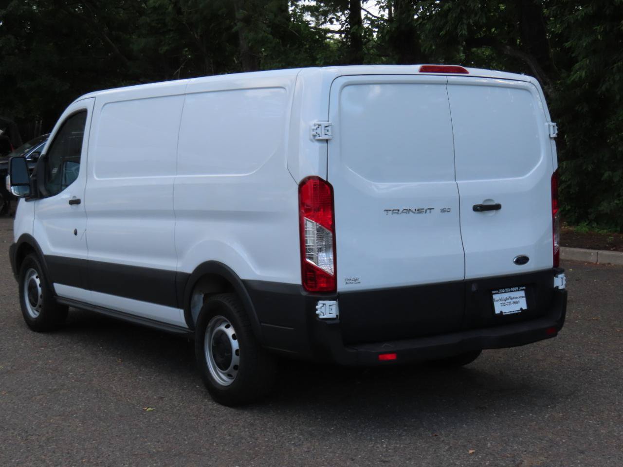 Used 2018 Ford Transit 150 130 Low Roof RWD image 4