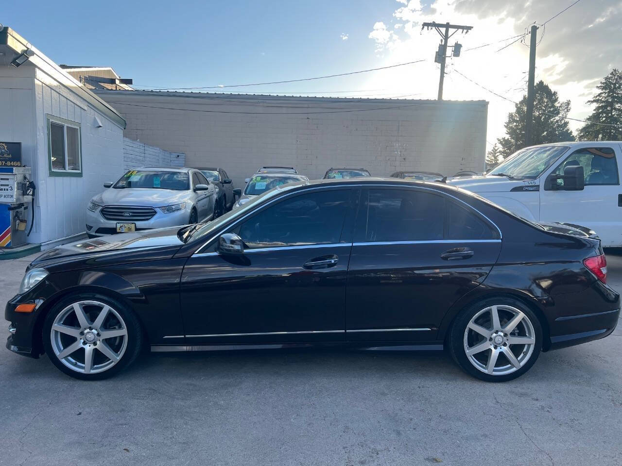 Used 2012 Mercedes-Benz C 300 4MATIC Sedan image 3