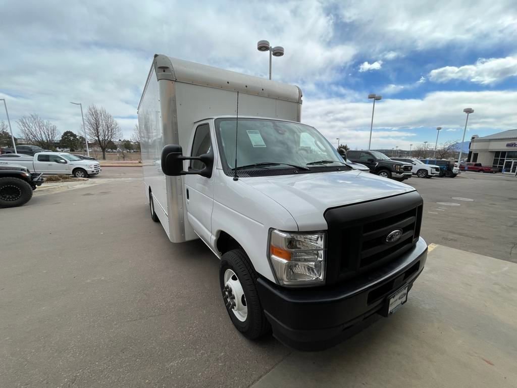 New 2024 Ford E-450 and Econoline 450 Super Duty w/ Driver's Safety Package