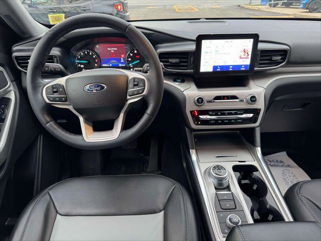 Certified 2023 Ford Explorer XLT w/ Equipment Group 202A image 17