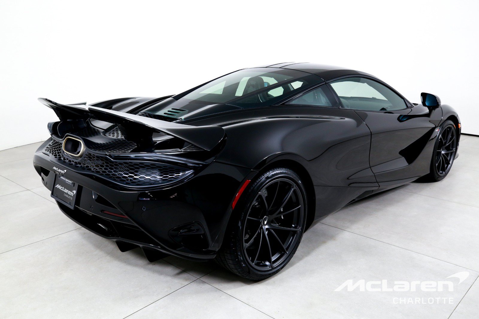 New 2027 McLaren 750S RWD image 9