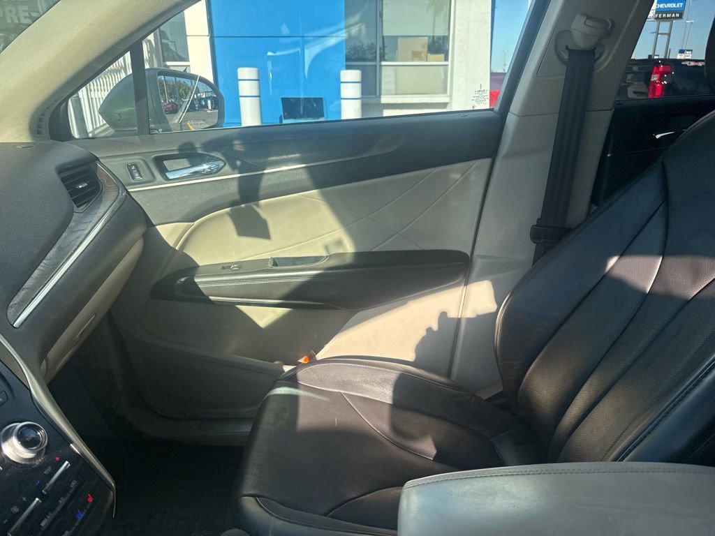 Used 2017 Lincoln MKC Reserve image 18