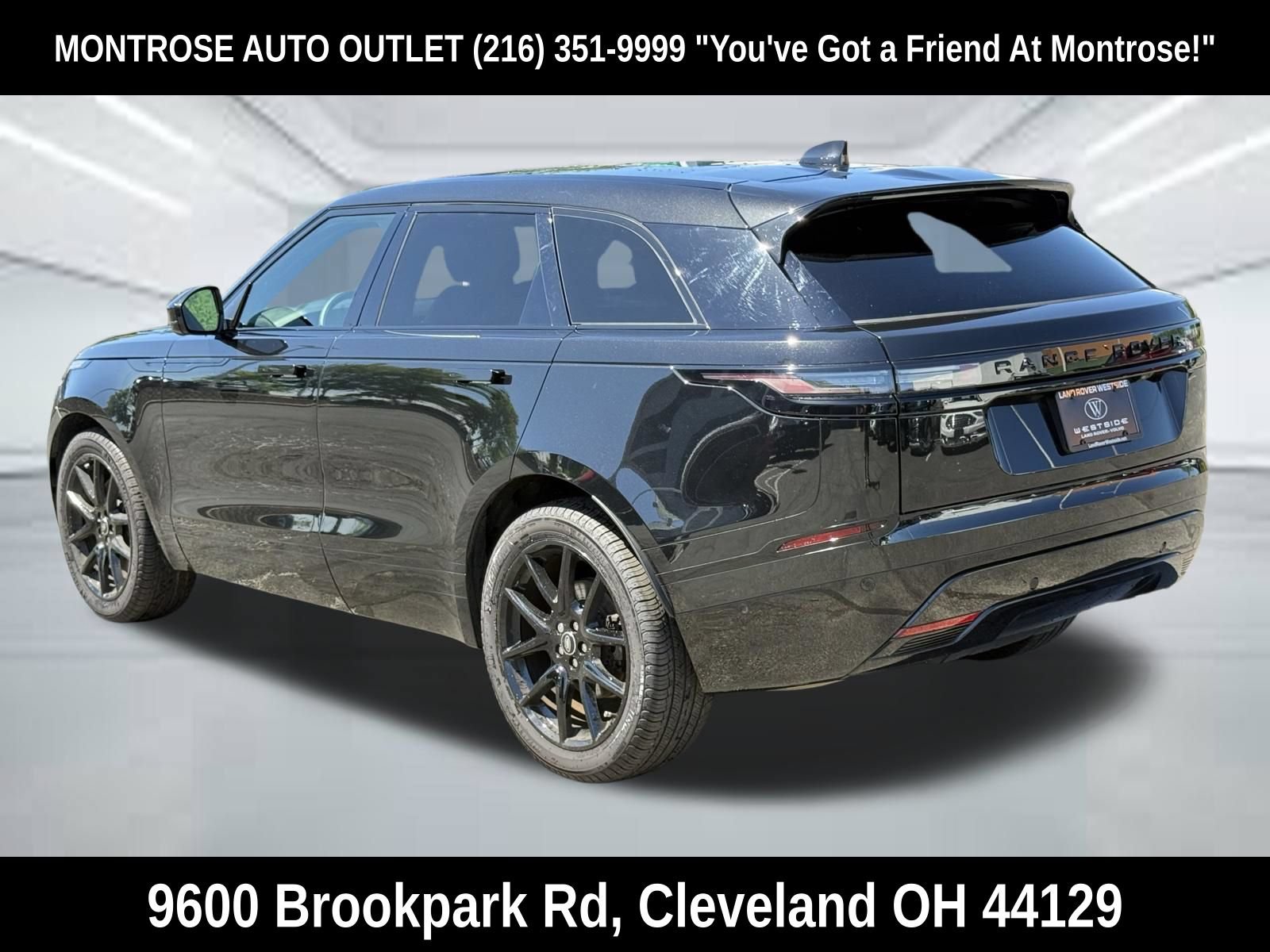 New 2026 Land Rover Range Rover Velar Dynamic SE AWD/4WD image 3