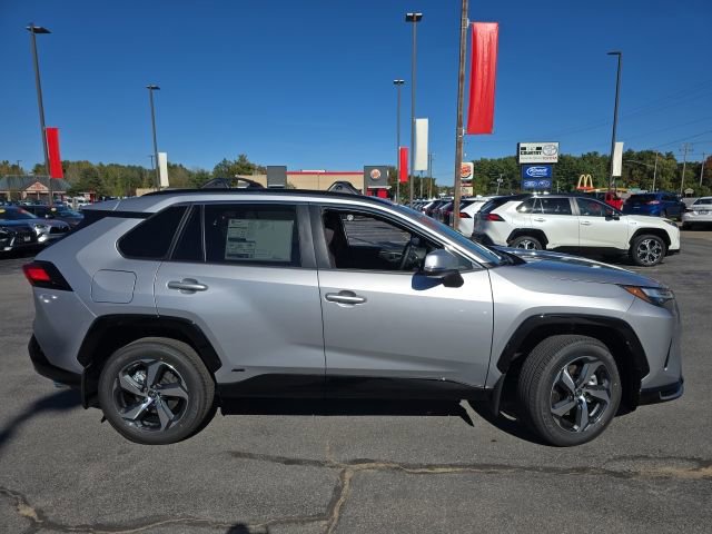 New 2025 Toyota RAV4 SE image 2