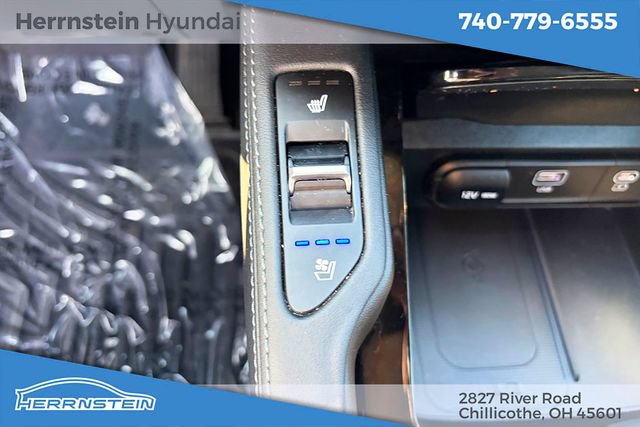 Used 2024 Kia Telluride EX w/ EX Captain's Chair Package AWD/4WD image 20