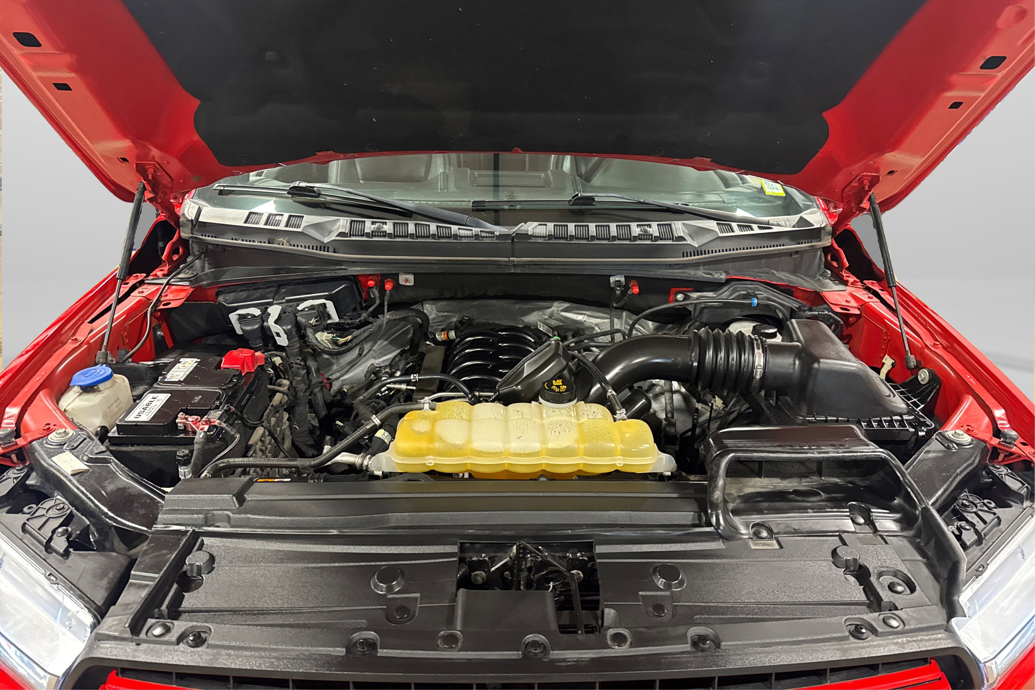 Used 2020 Ford F150 Lariat w/ Equipment Group 502A Luxury image 11