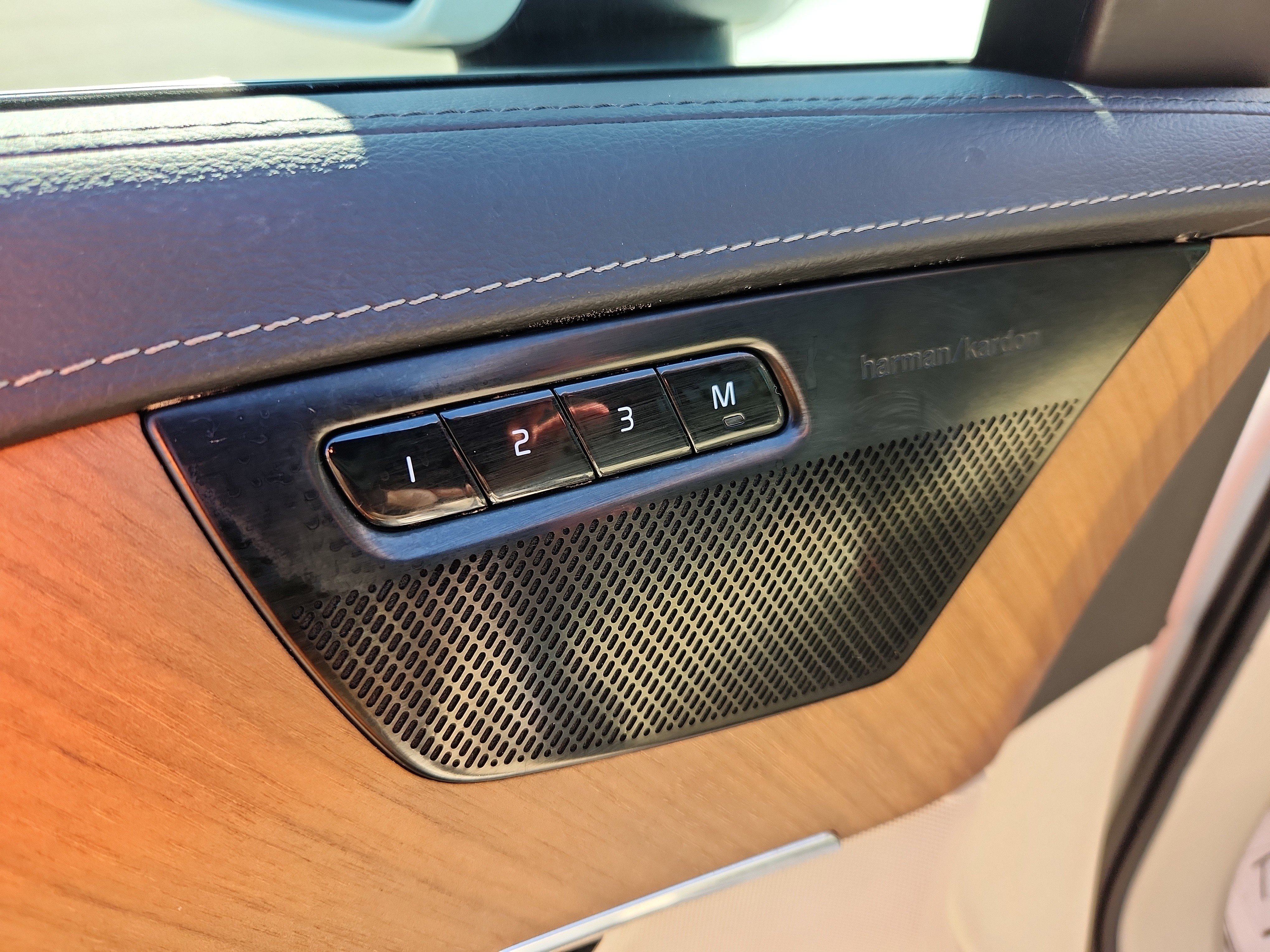 Used 2020 Volvo XC90 T6 Inscription image 23