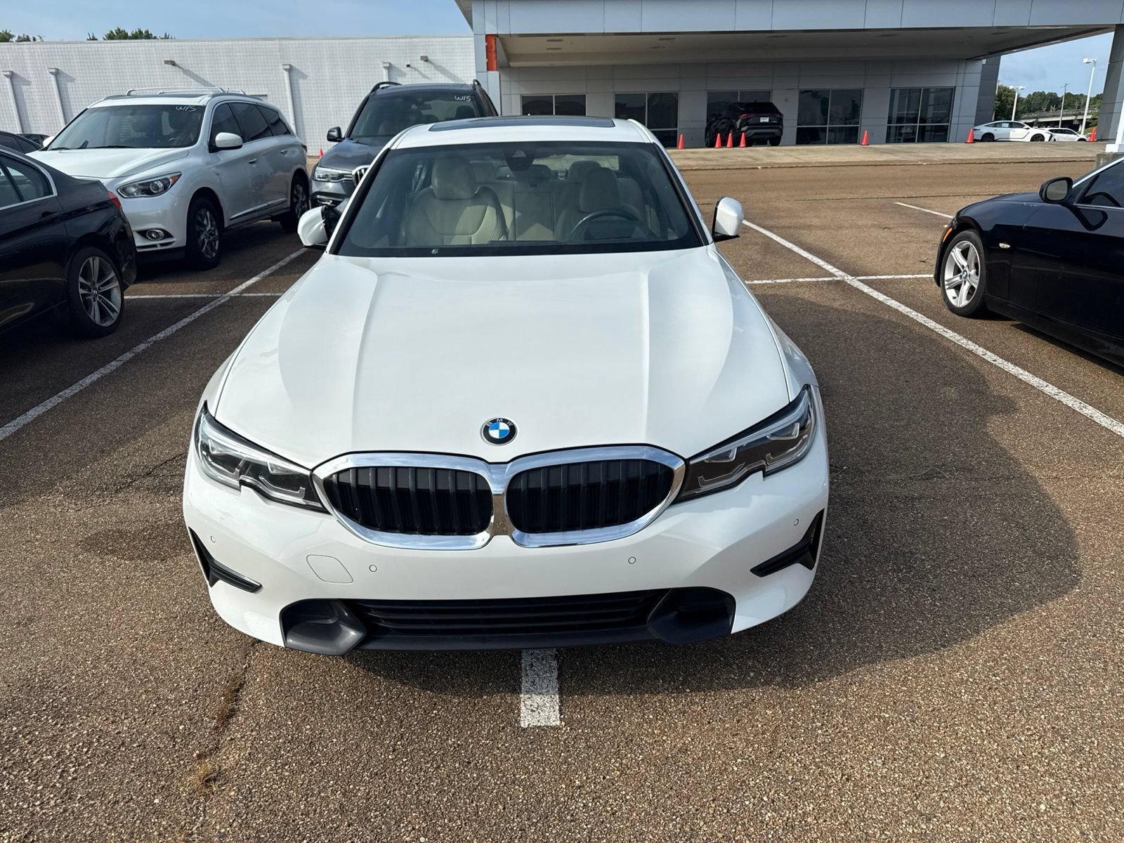 Used 2019 BMW 330i Sedan RWD image 2
