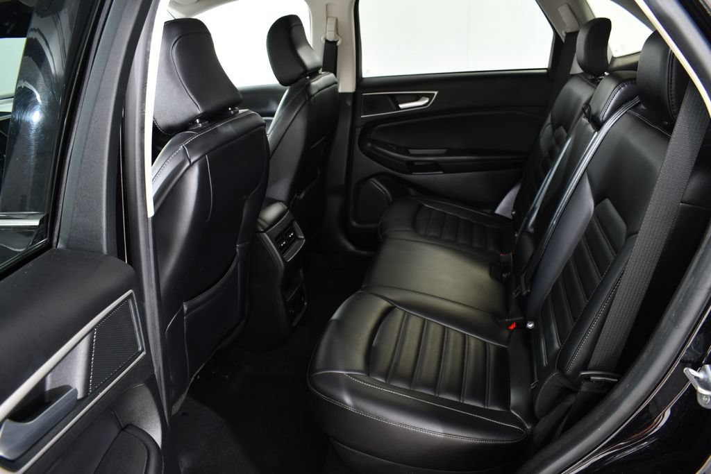 Used 2024 Ford Edge SEL w/ Convenience Package AWD/4WD image 16