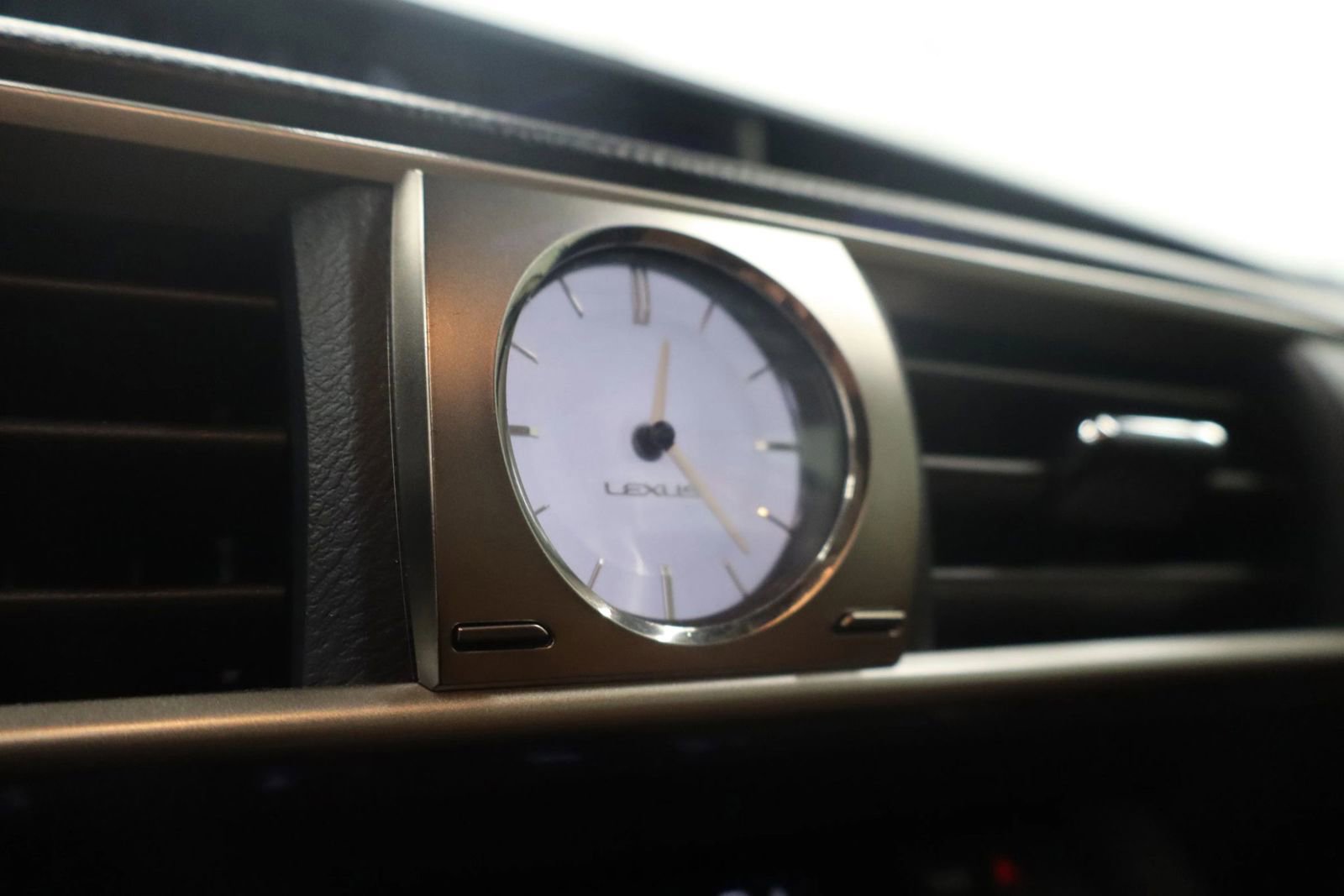 Used 2018 Lexus IS 300 AWD w/ Comfort Package image 32