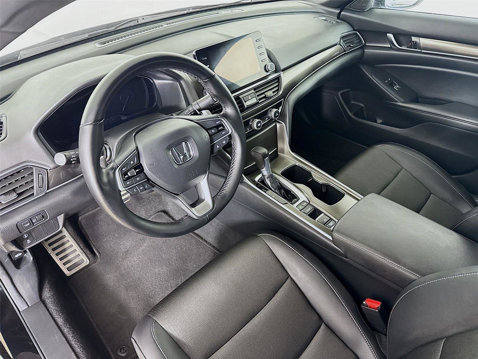 Used 2022 Honda Accord Sport image 10