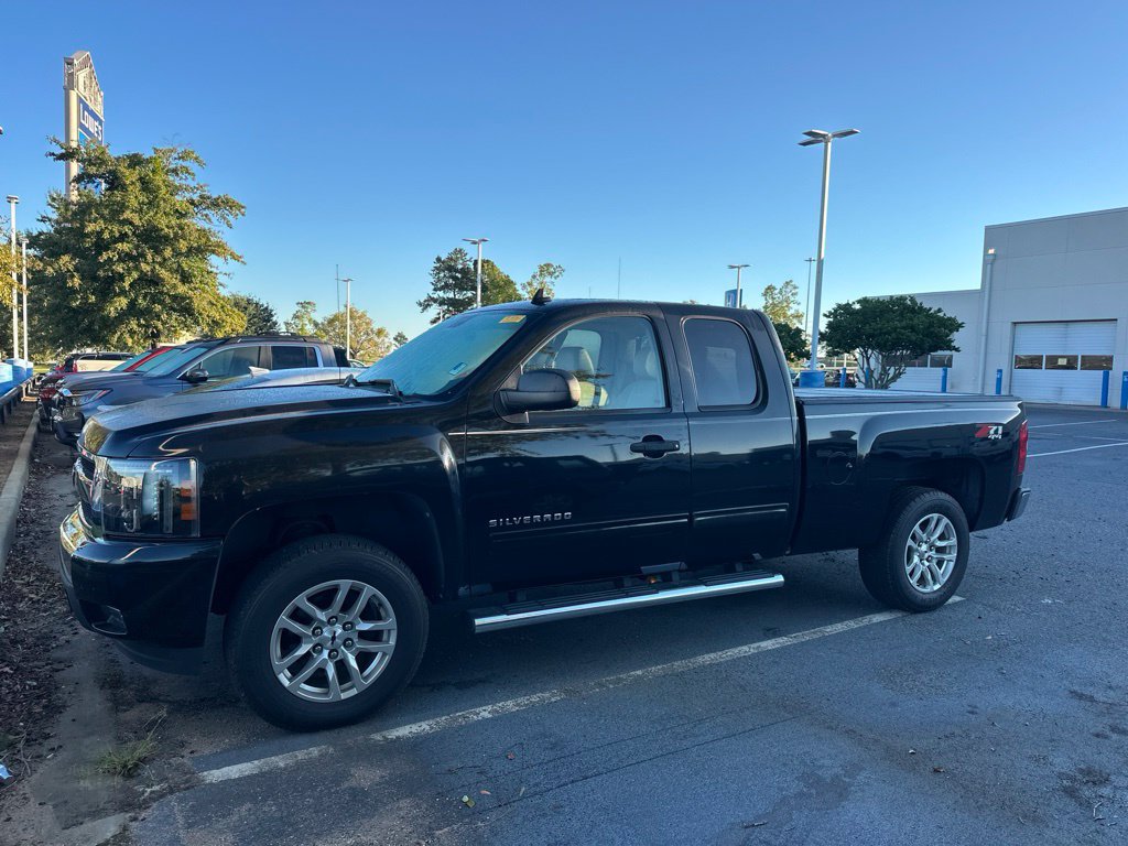 Used 2011 Chevrolet Silverado 1500 LT w/ All-Star Edition