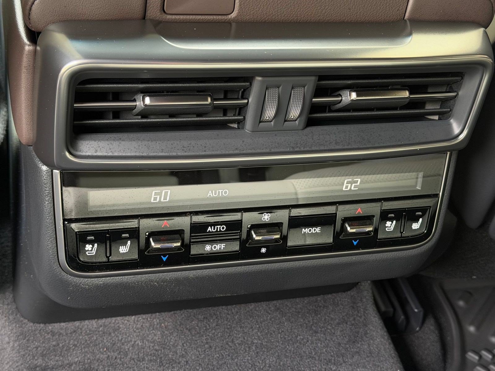 New 2026 Lexus LX 600 4WD w/ Appearance Package image 37