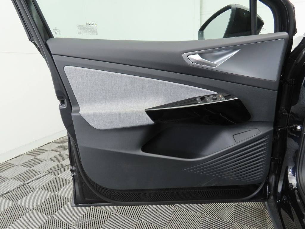 New 2026 Volkswagen ID.4 Pro image 22