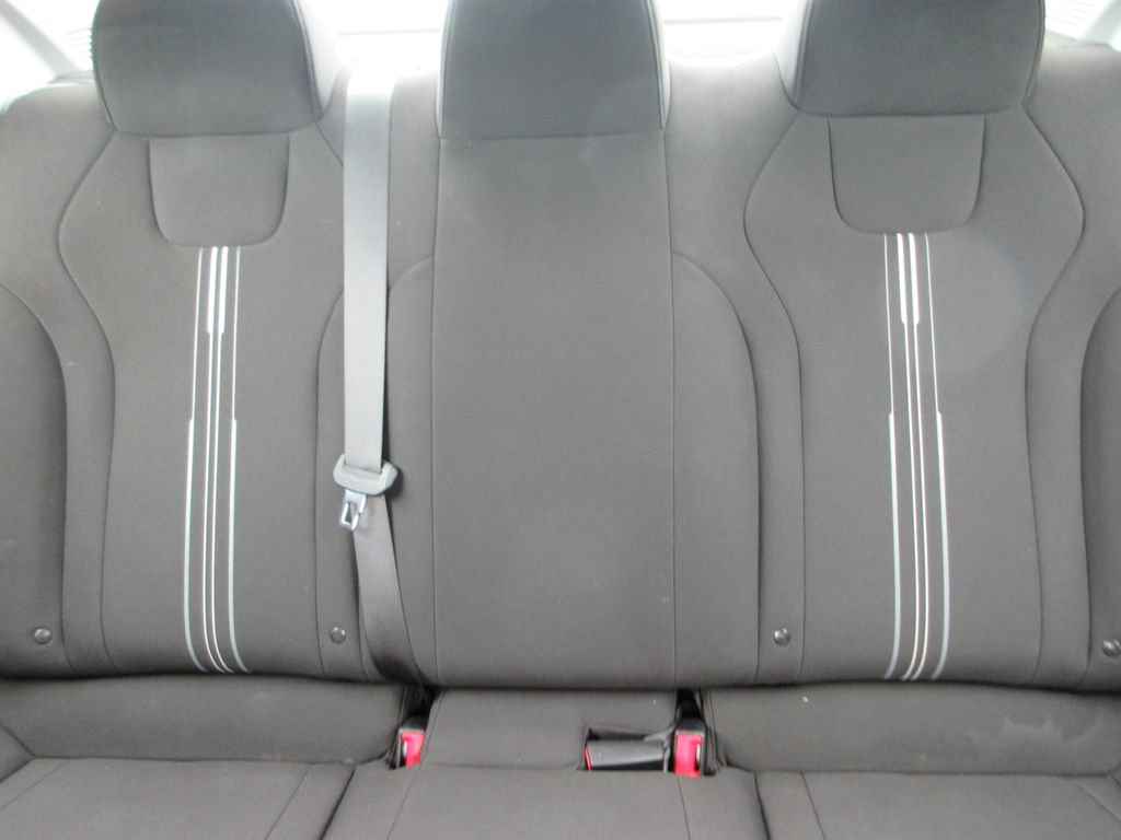 Used 2022 Hyundai Elantra SEL FWD image 18