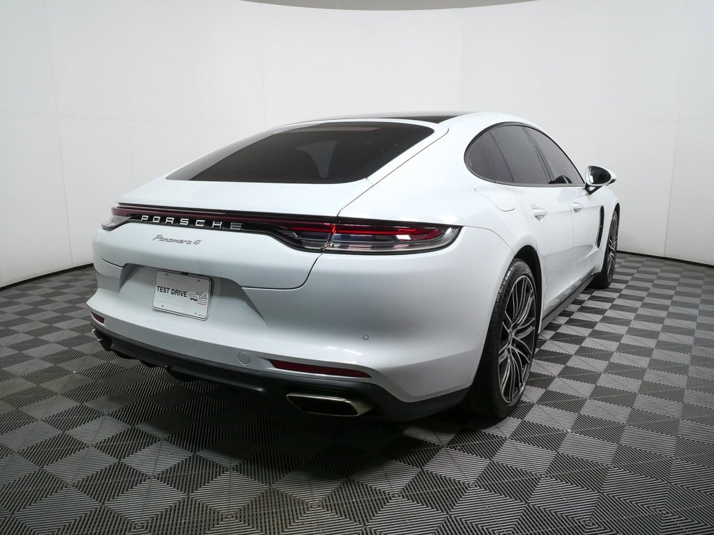 Certified 2022 Porsche Panamera 4 image 30