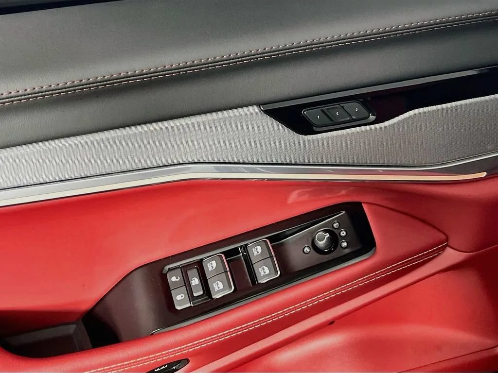 Used 2025 Jeep Wagoneer S Launch Edition AWD/4WD image 19