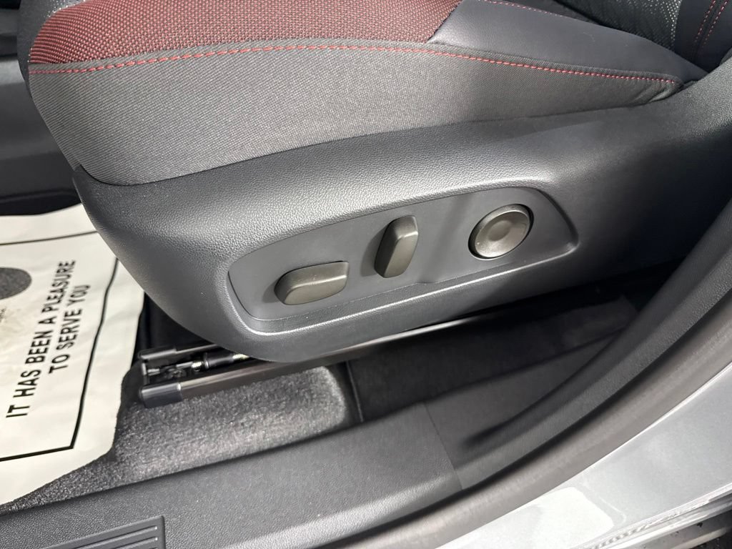 New 2027 Chevrolet Equinox RS w/ Safety and Technology Package FWD image 14