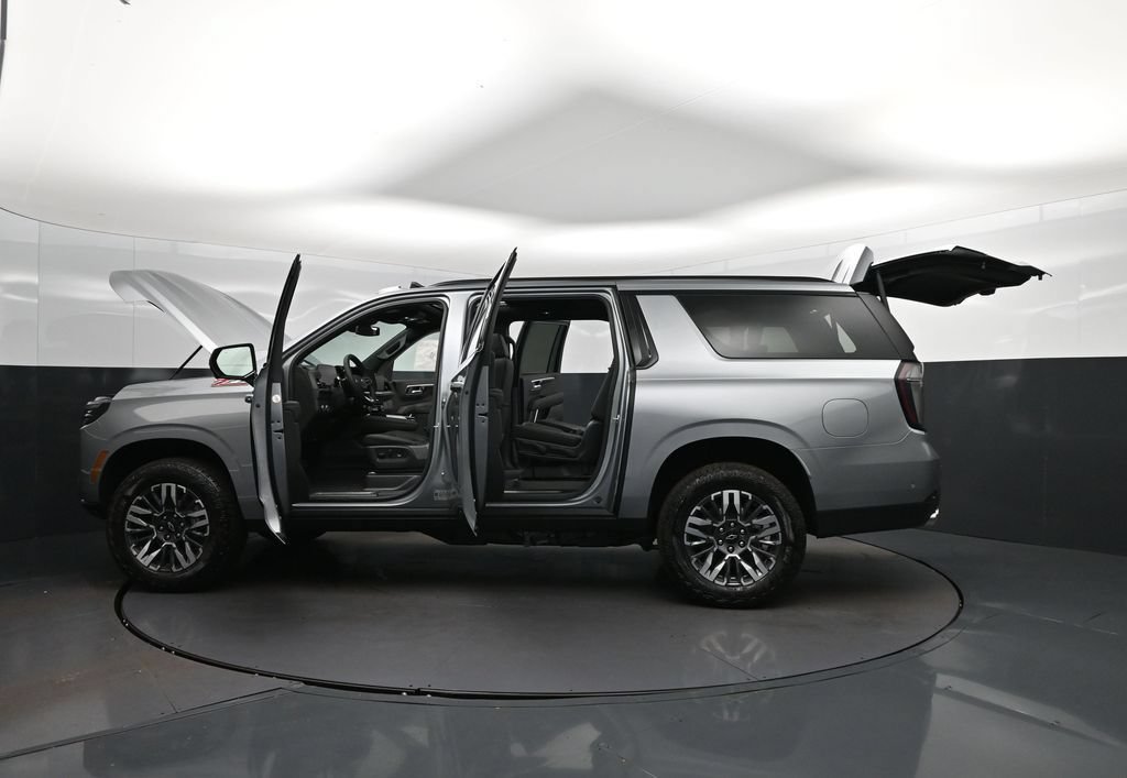 New 2026 Chevrolet Suburban Z71 w/ Comfort Package AWD/4WD image 46
