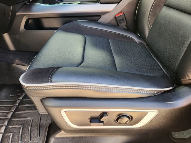 Used 2026 RAM 1500 Laramie w/ Night Edition image 24