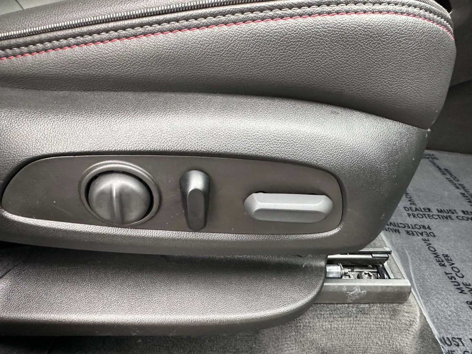 Certified 2023 Chevrolet Traverse RS image 29