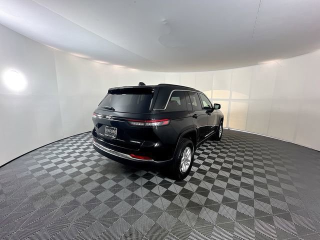 New 2025 Jeep Grand Cherokee Laredo image 9