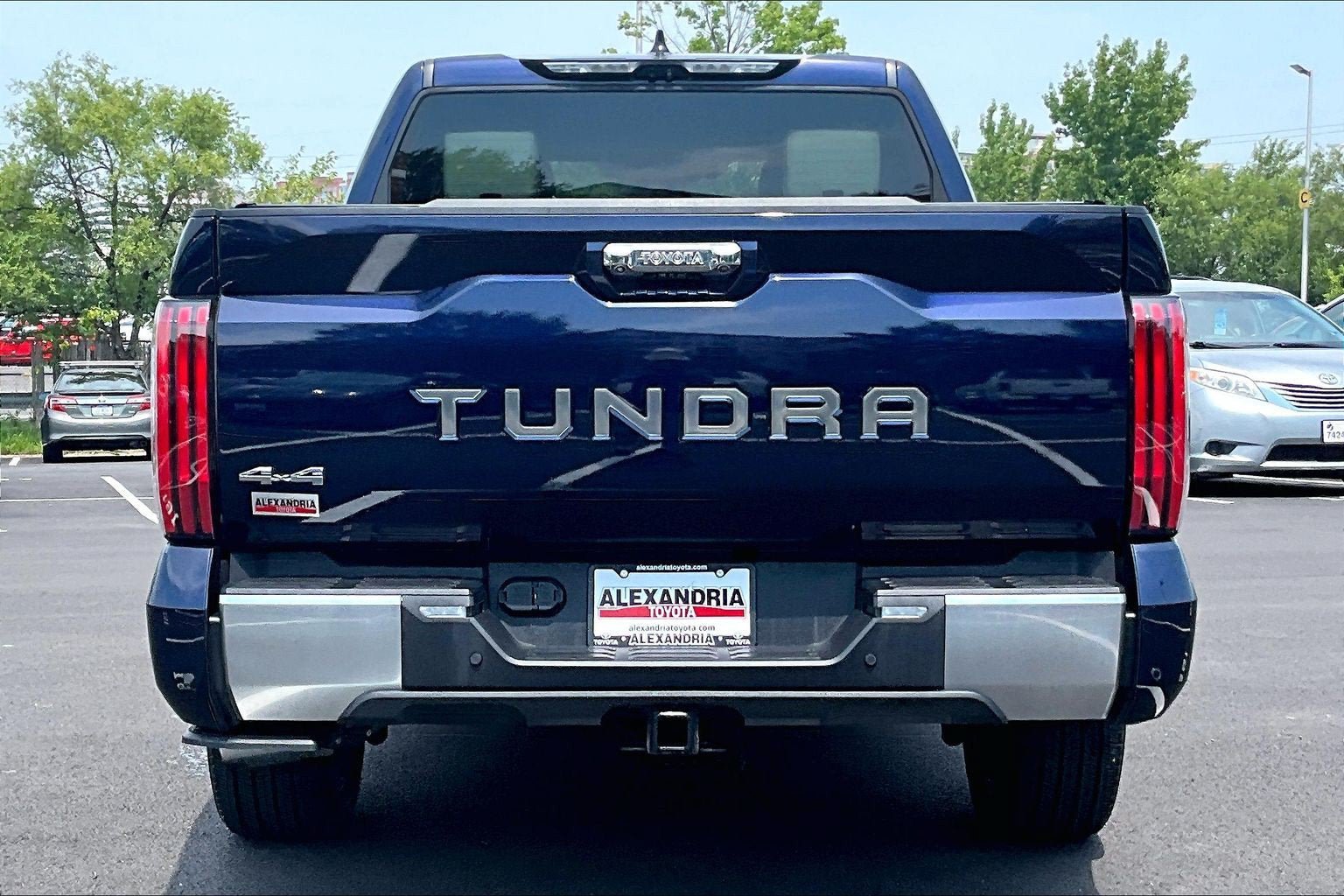 Used 2022 Toyota Tundra Capstone AWD/4WD image 4